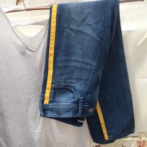 Express 5-pocket Stretch Mid Rise Denim Jean Legging with Yellow Ribbon Piping